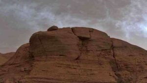 नासाने शेअर केले मंगळावरील संशोधनाचे फोटो