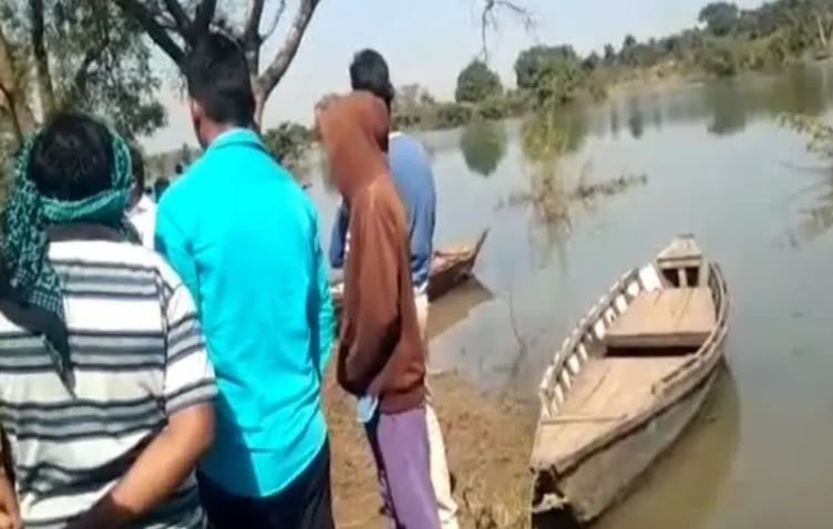 गोसीखुर्द धरणाच्या बॅक वॉटरमध्ये नाव उलटून एका महिलेचा मृत्यू