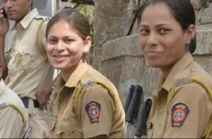 आता मुंबईतील महिला पोलिसांना ८ तासांची शिफ्ट