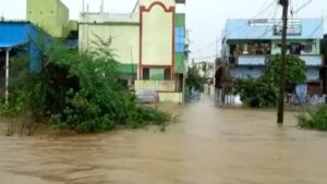 चंद्रपूरमध्ये तिसऱ्यांदा पूरपरिस्थिती, मूल शहरात अनेक घरांत घुसले पाणी